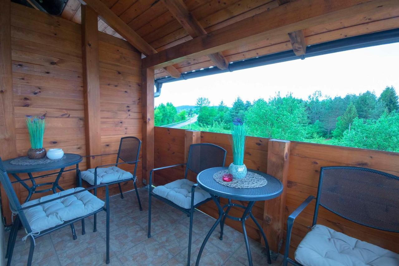 4 Seasons Guest House Rakovica Exterior foto