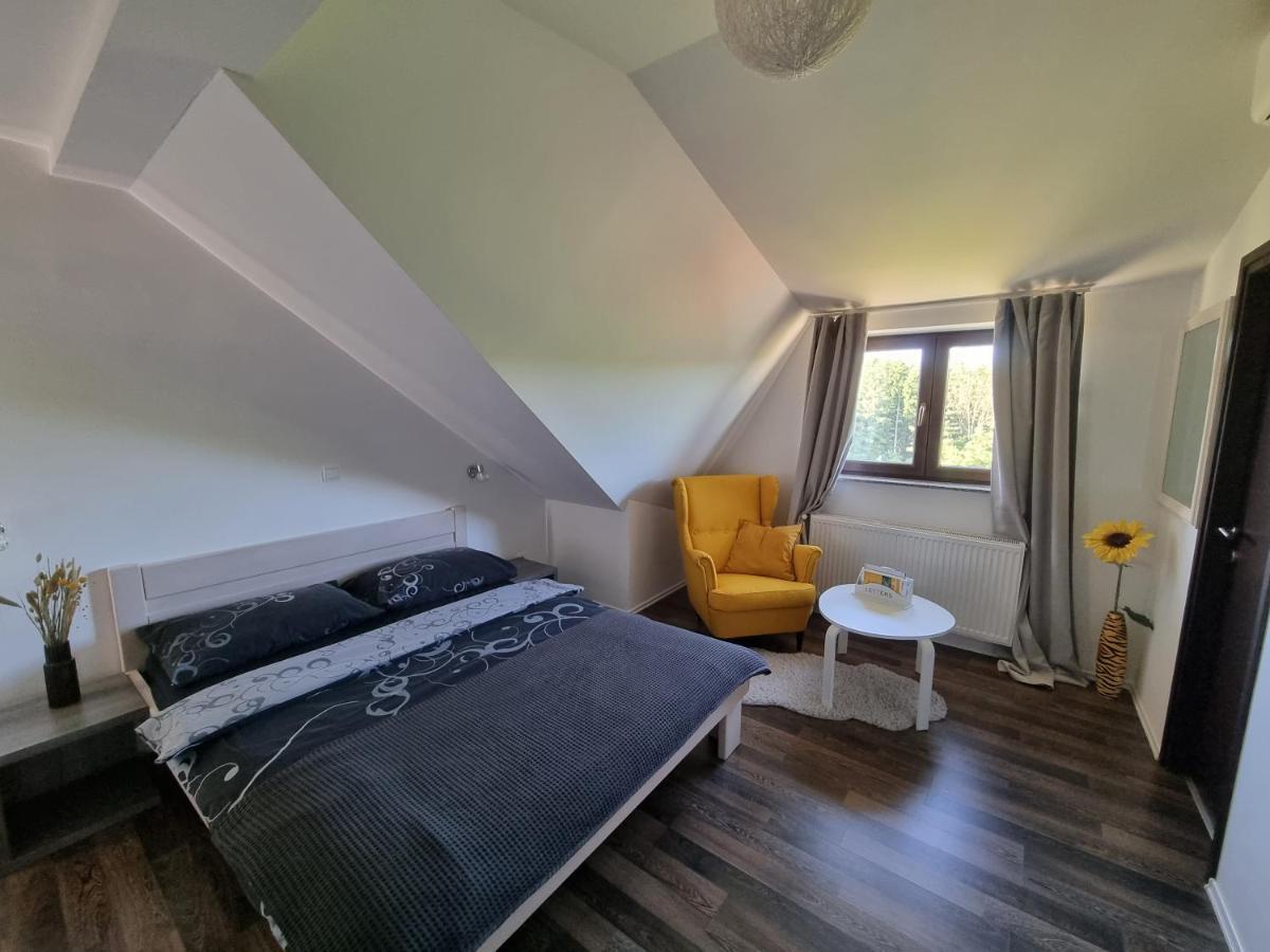 4 Seasons Guest House Rakovica Exterior foto